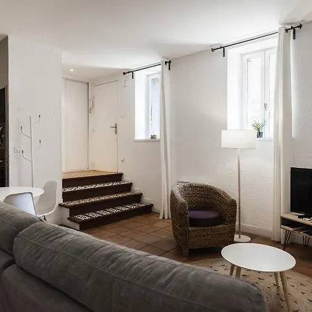 Chez Carca, Pied De Cite Apartment
